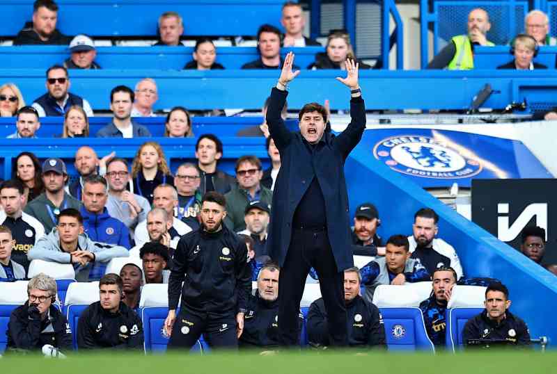 Pochettino can barely contain his frustration during Chelsea’s 2-2 draw at home to Burnley